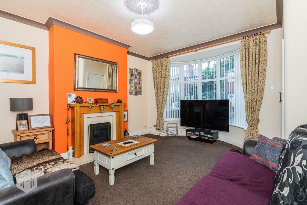 Property photo 2 of 15 Picture No. 09