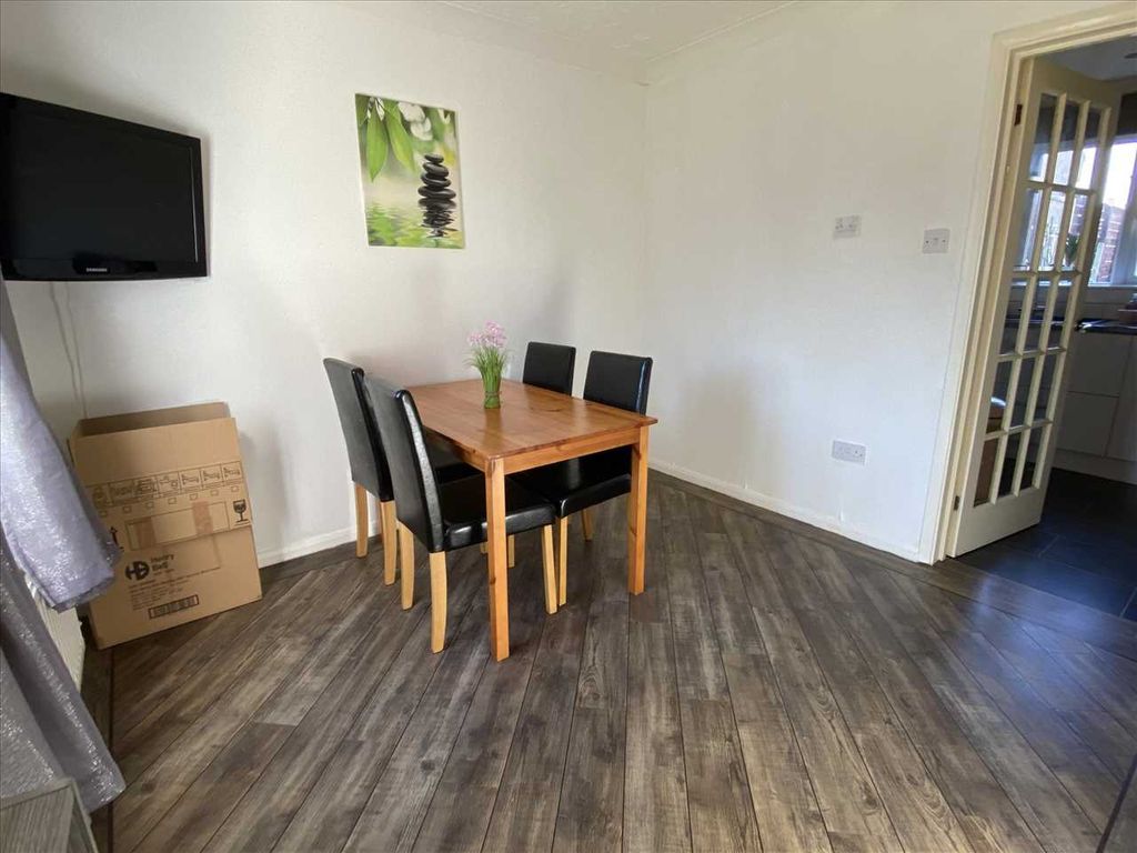 Property photo 2 of 10 Dining Room: