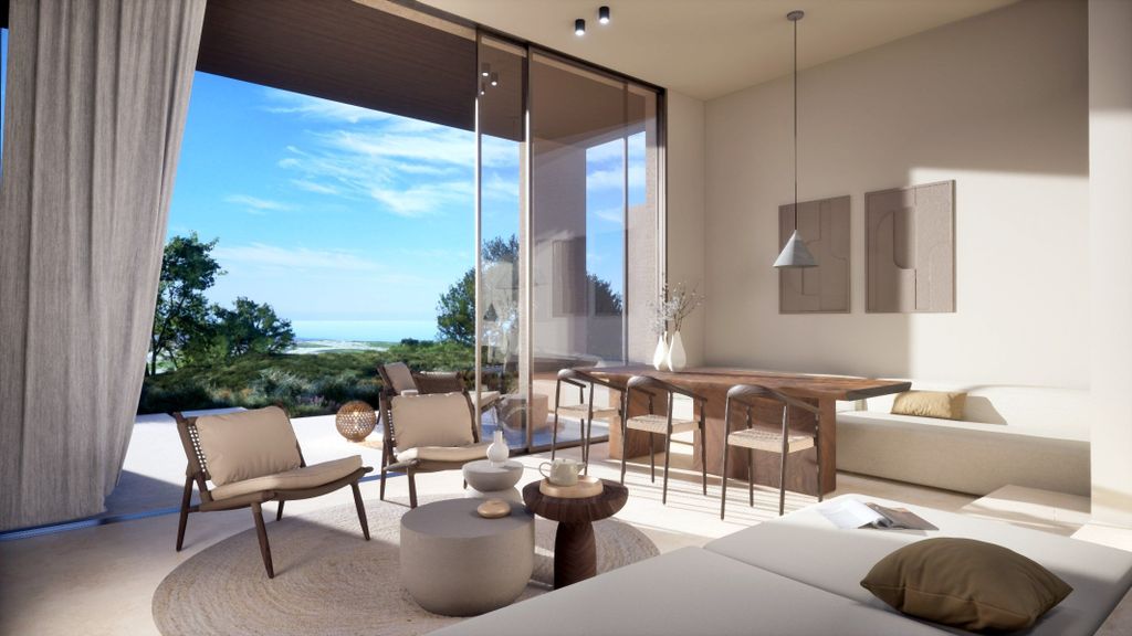 Property photo 2 of 28