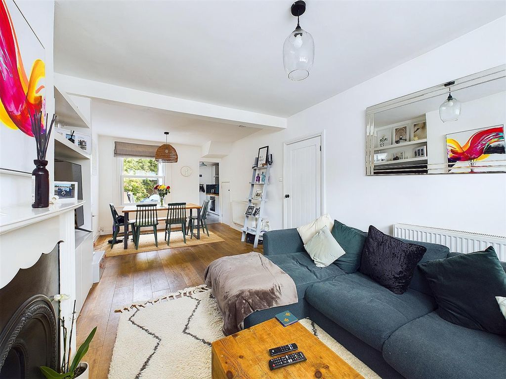 Property photo 3 of 11 Property Photo