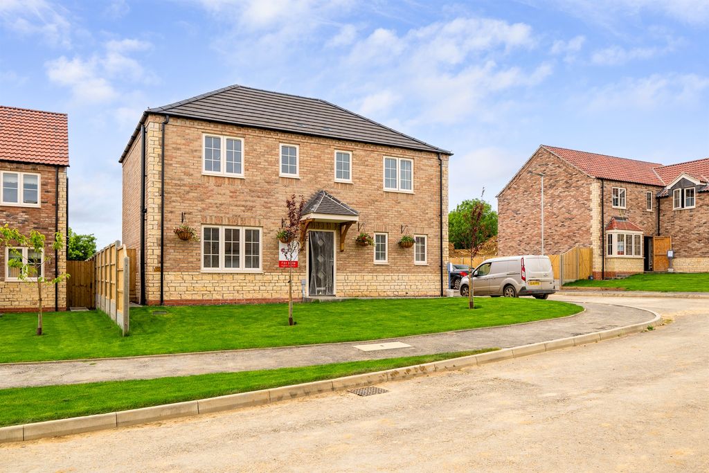 Property photo 1 of 1