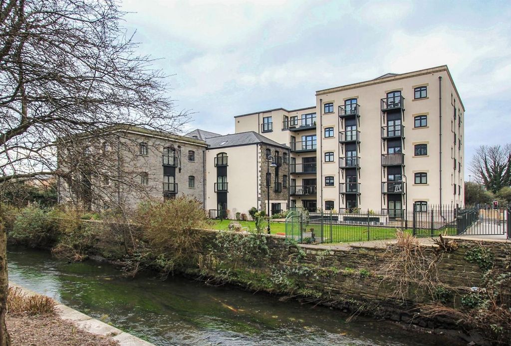 Property photo 1 of 12 Ext-1.Jpg