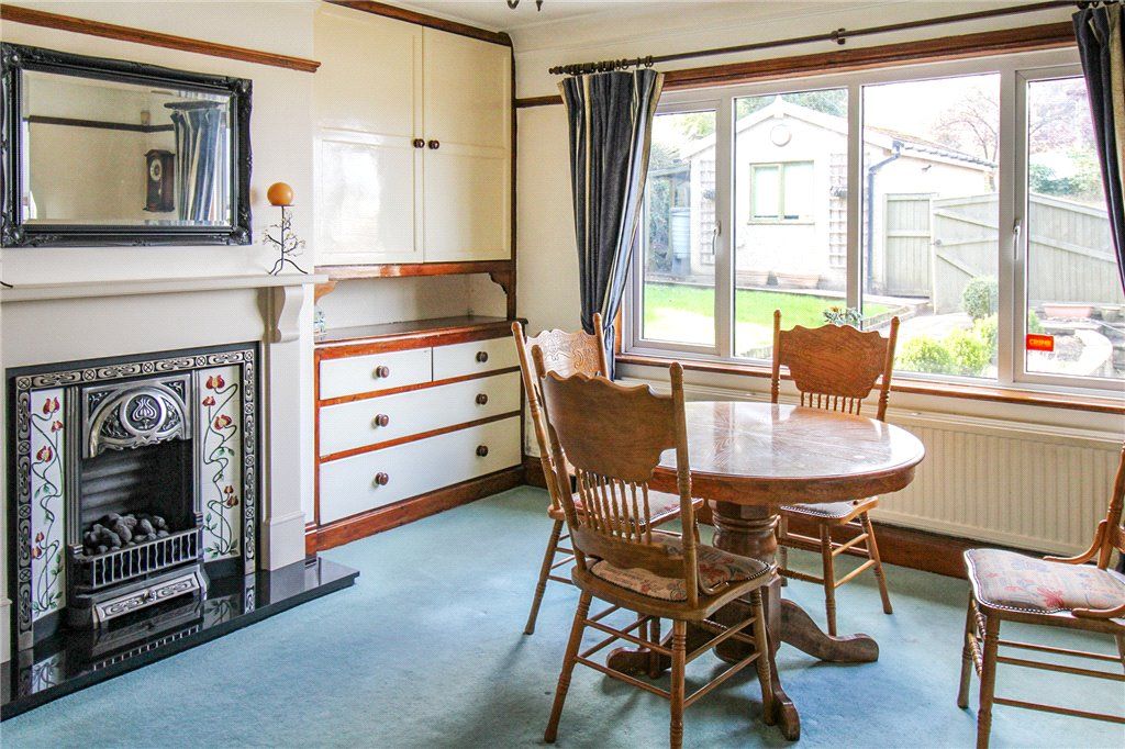 Property photo 3 of 17 Dining Room