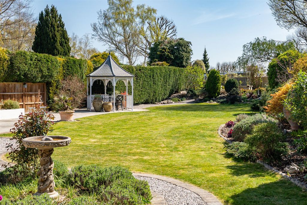 Property photo 2 of 27 External-2.Jpg