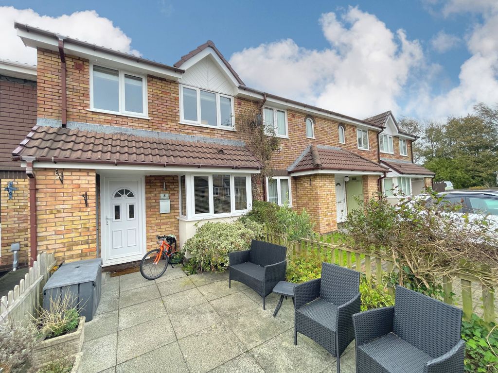 Property photo 1 of 18