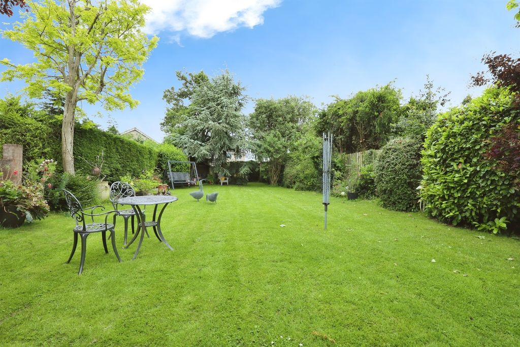 Property photo 3 of 15