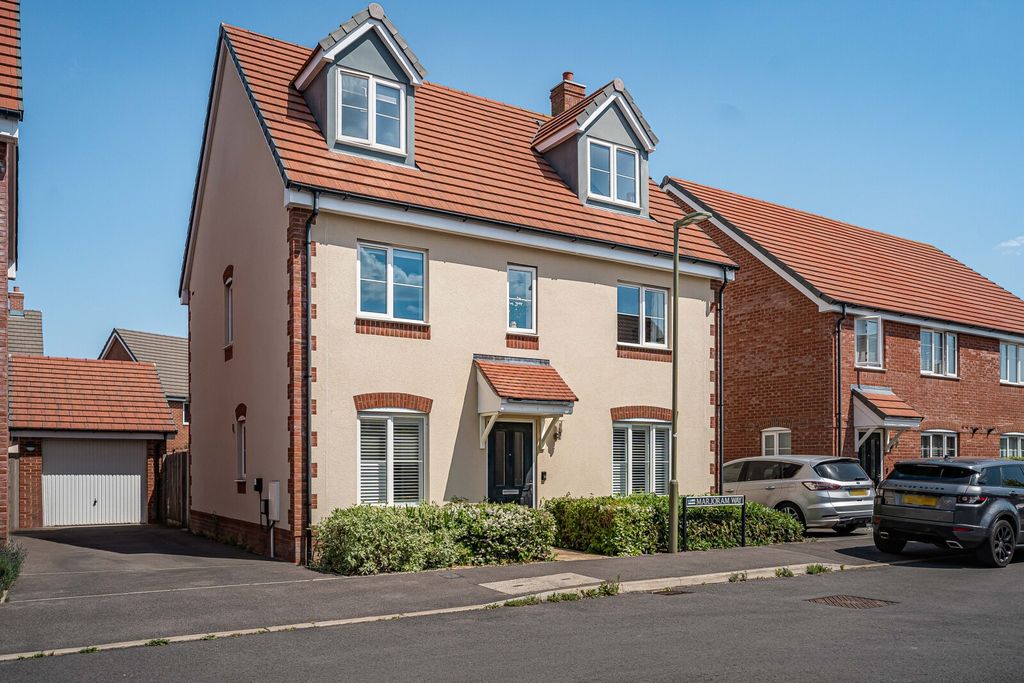 Property photo 1 of 19 Picture No. 01
