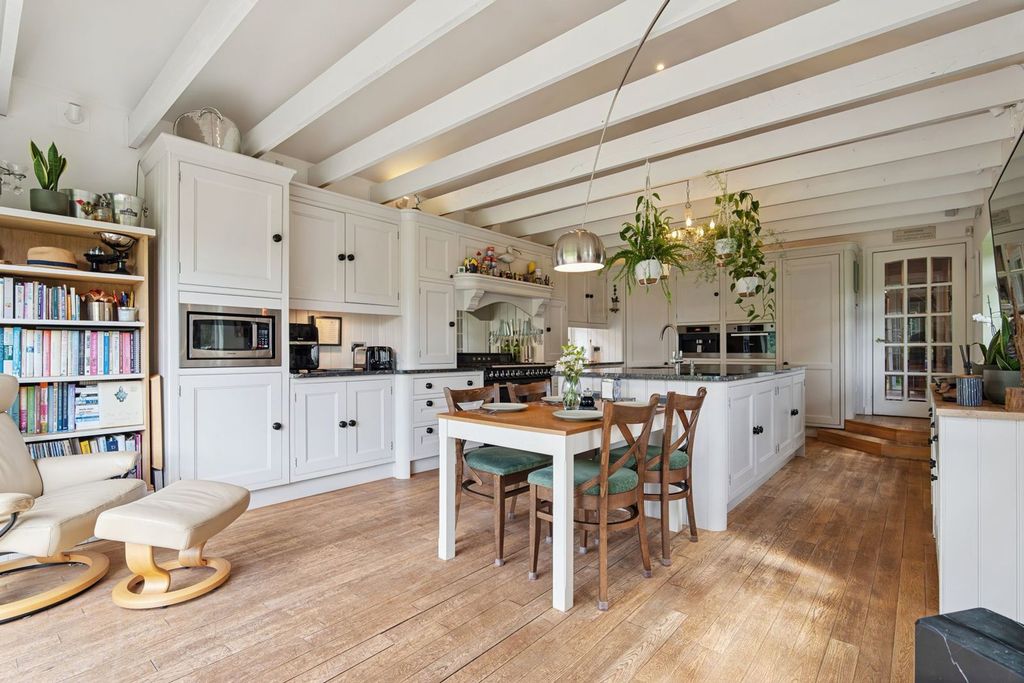 Additional image 18 of 5 bed villa for saleRacecourse Road, Ayr KA7