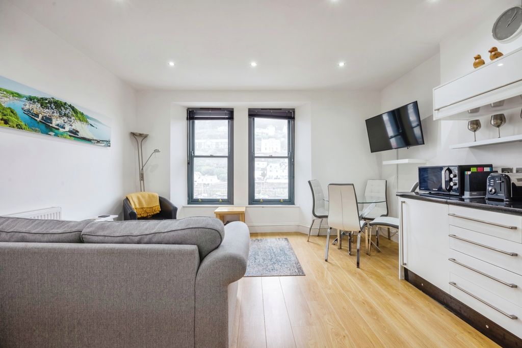 Property photo 1 of 25 Open Plan