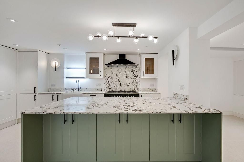 Property photo 3 of 29 Oldchurchstreet46-29.Jpg