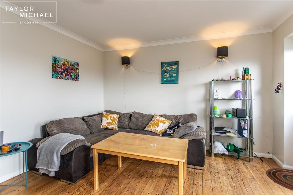 Property photo 2 of 13 Living Room