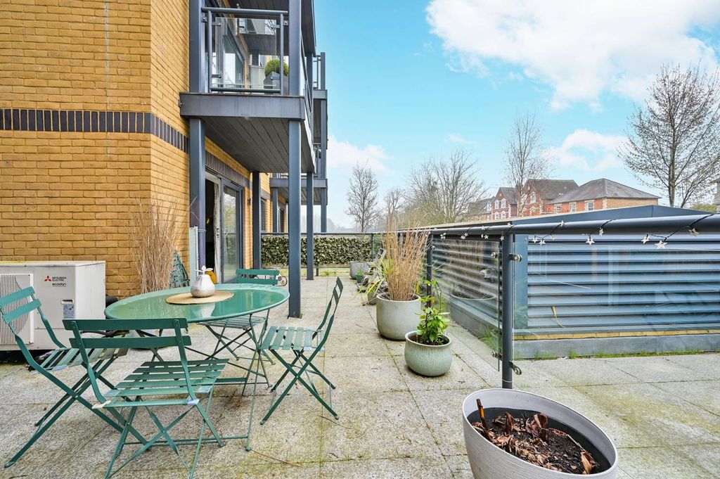 Property photo 3 of 15