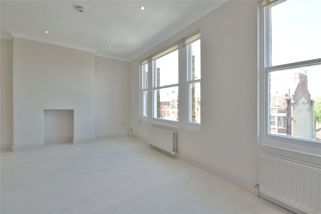 Property photo 1 of 18 Picture No. 34