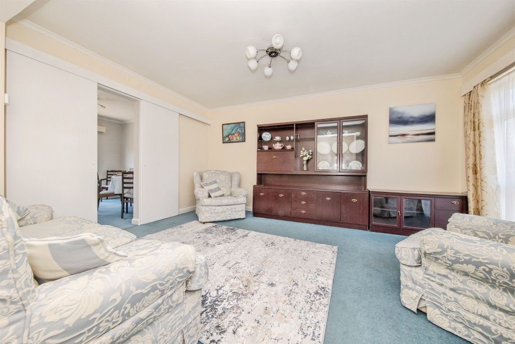 Property photo 3 of 14