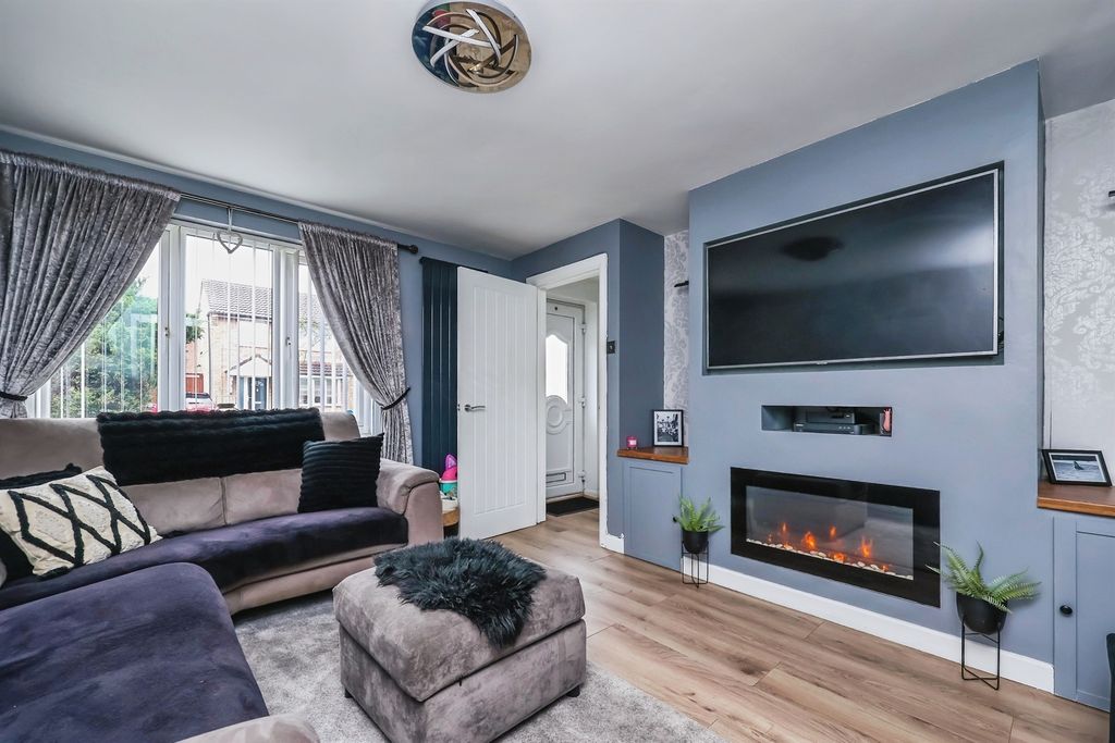 Property photo 3 of 20