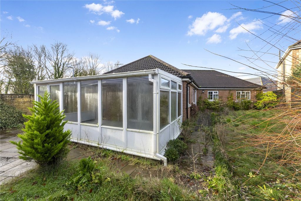 Property photo 3 of 15 Picture No. 24