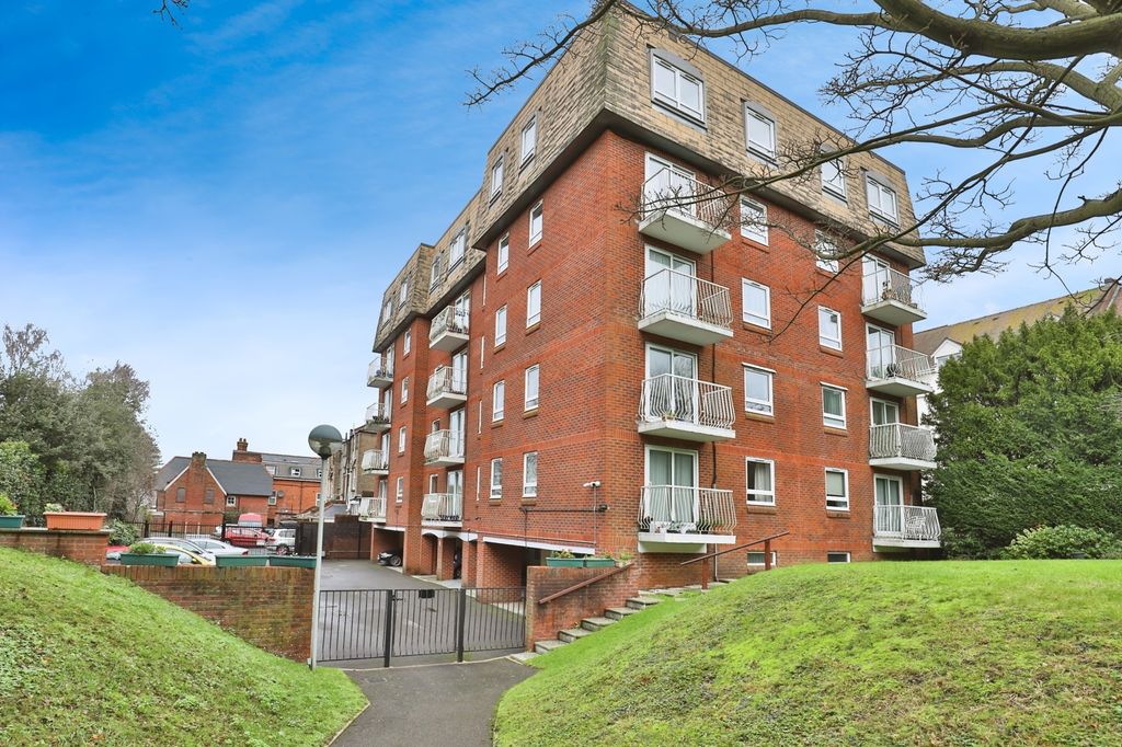 Property photo 1 of 18 Pbox-Img.Jpg