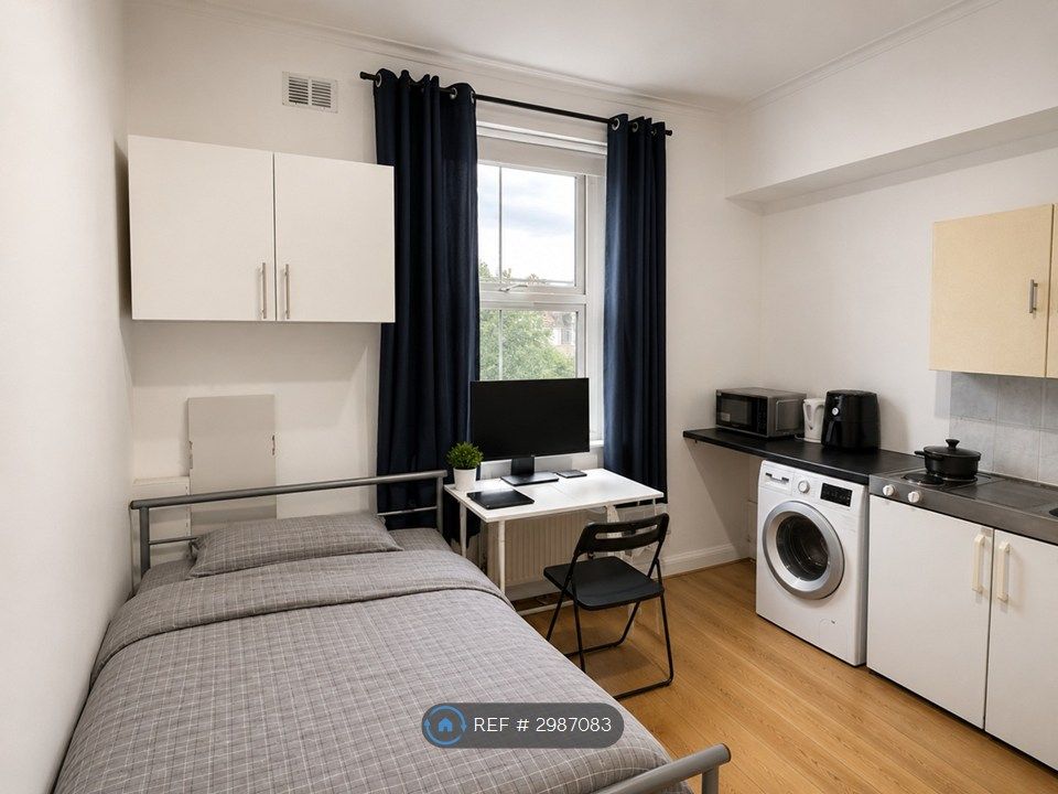 Property photo 1 of 5
