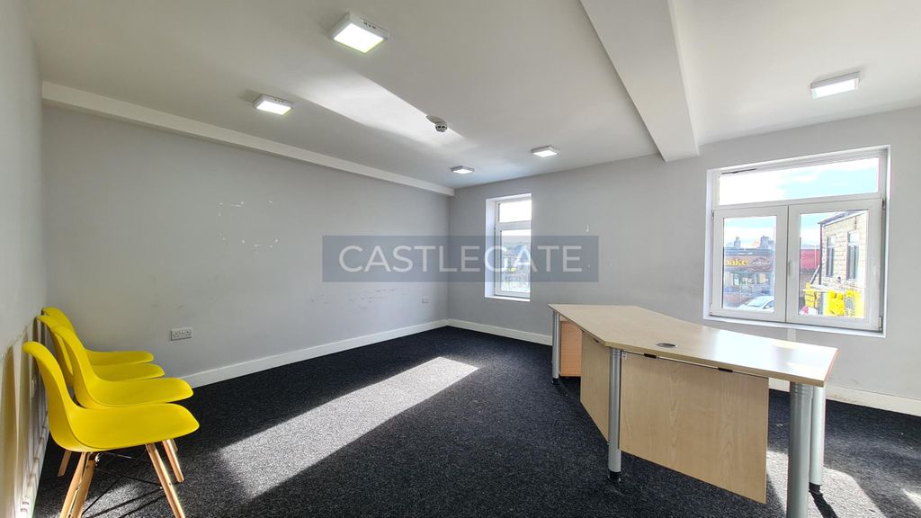 Property photo 2 of 9 20251105_120024