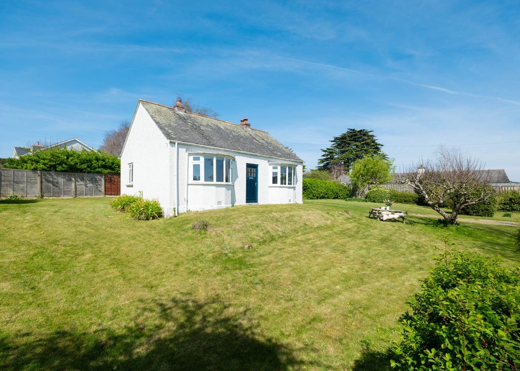 Property photo 2 of 13 67F91A63010Ff_Painsdale-13