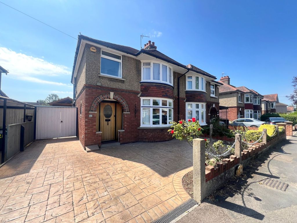 Property photo 1 of 17