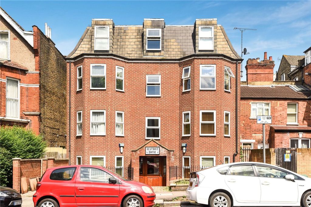 Property photo 2 of 5