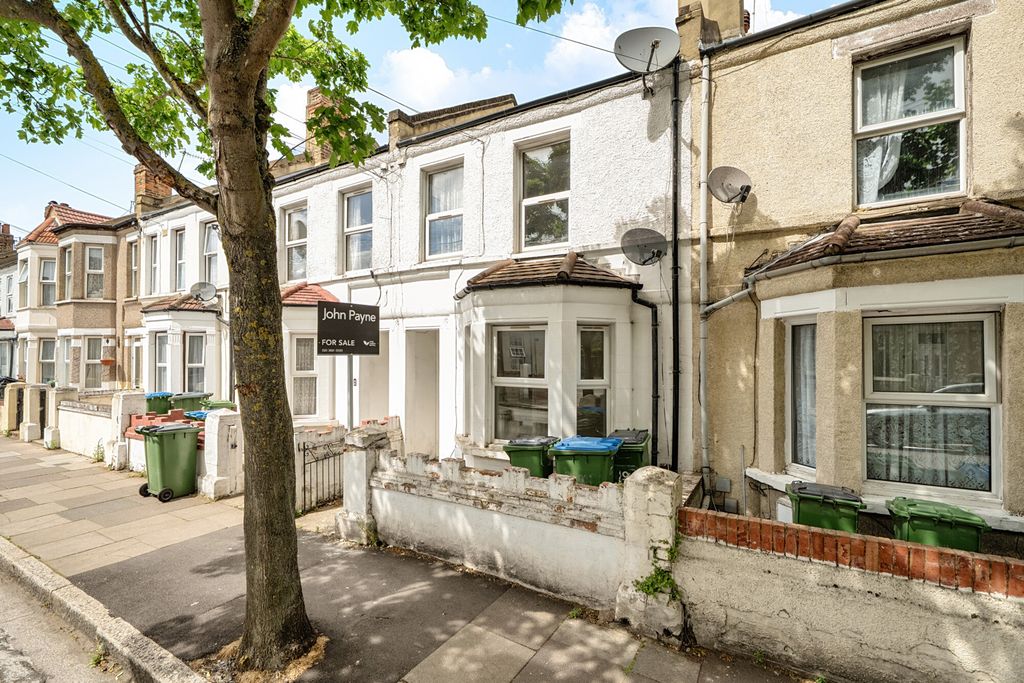 Property photo 1 of 18 1464055-1-6A0Db68...