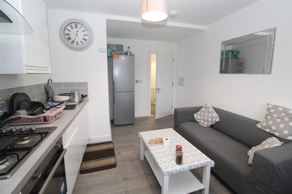 Property photo 2 of 9 Img_1762.Jpg