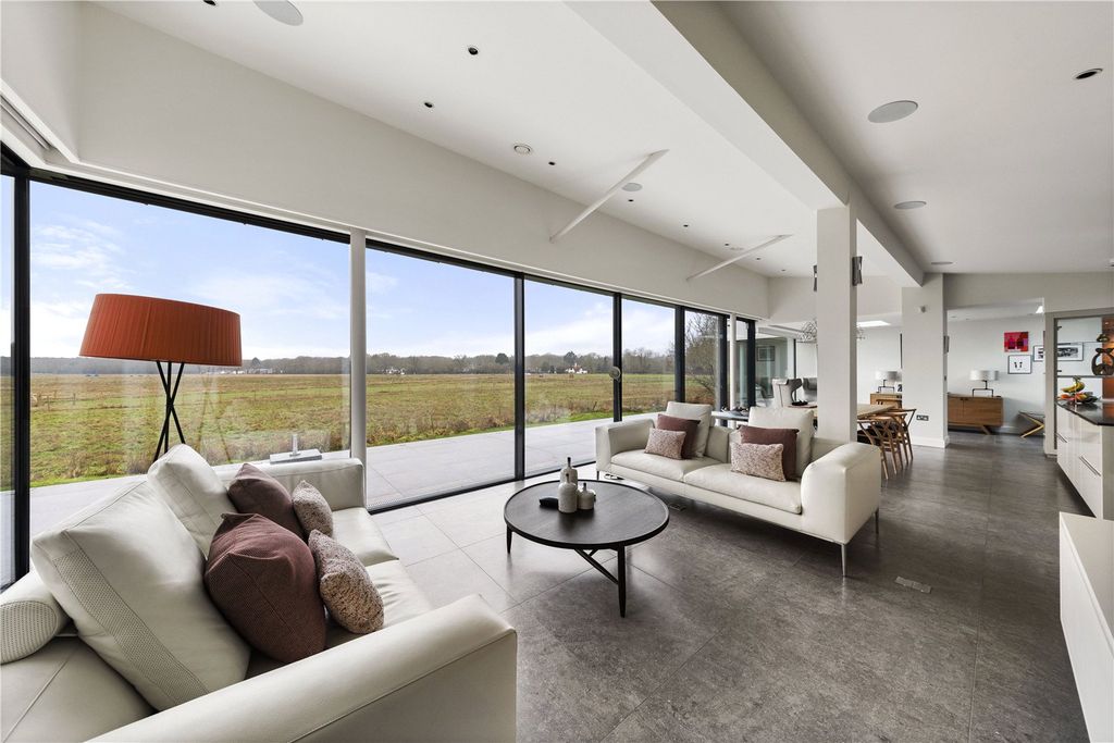 Property photo 3 of 40 Reception Room