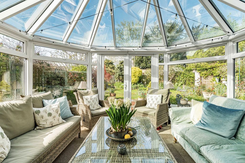 Property photo 3 of 23 Conservatory