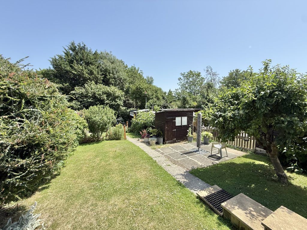 Property photo 2 of 12