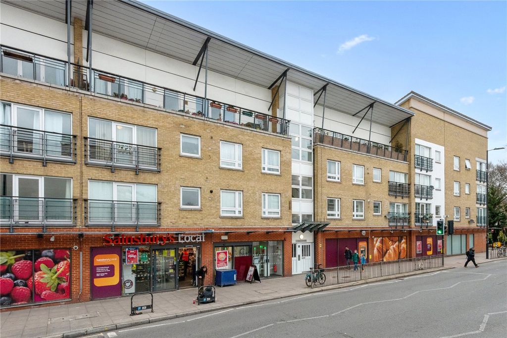 Property photo 2 of 12 Picture No. 19