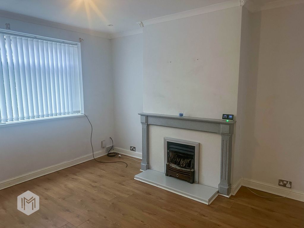 Property photo 2 of 15 Picture No. 10