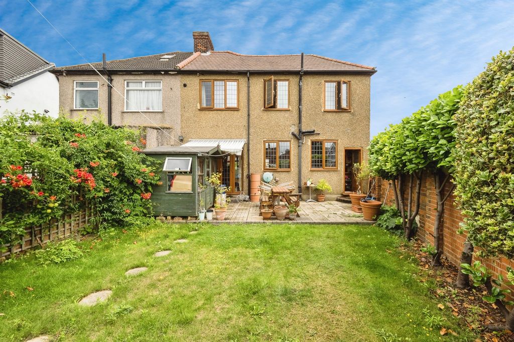 Property photo 3 of 17