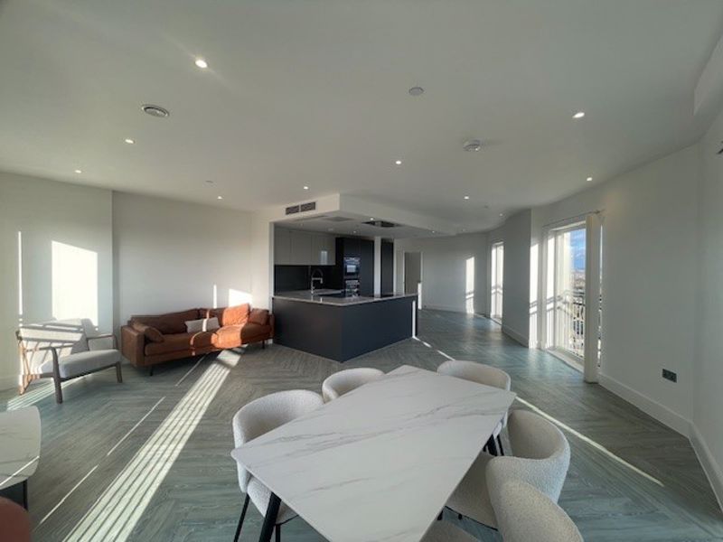 Property photo 3 of 8 Photo 9