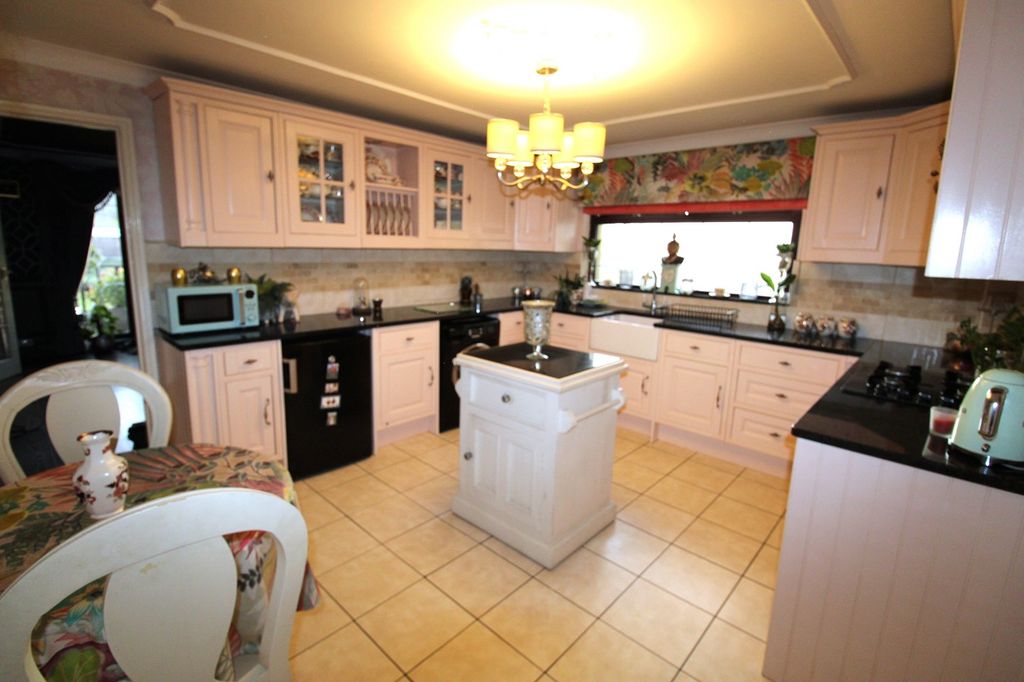 Property photo 2 of 24 Not Specified