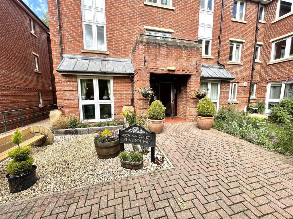 Property photo 1 of 9 Georgian Court Front.Jpg