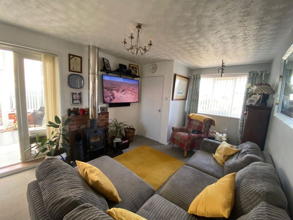 Property photo 2 of 13