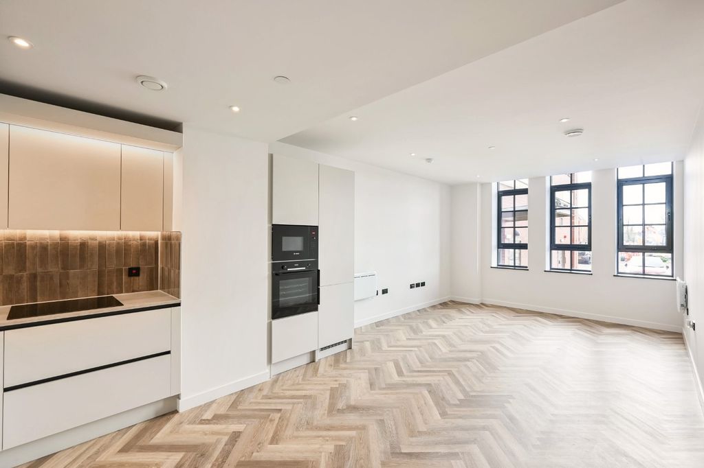 Property photo 3 of 13 Picture 3