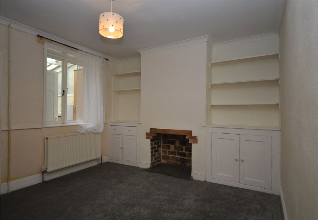 Property photo 3 of 9 Picture No. 10
