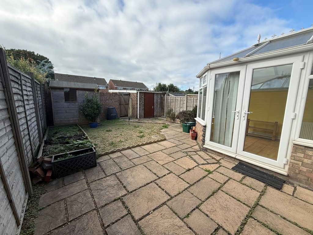 Property photo 2 of 12 97050756-32F3-4B62-997A-165375429d68