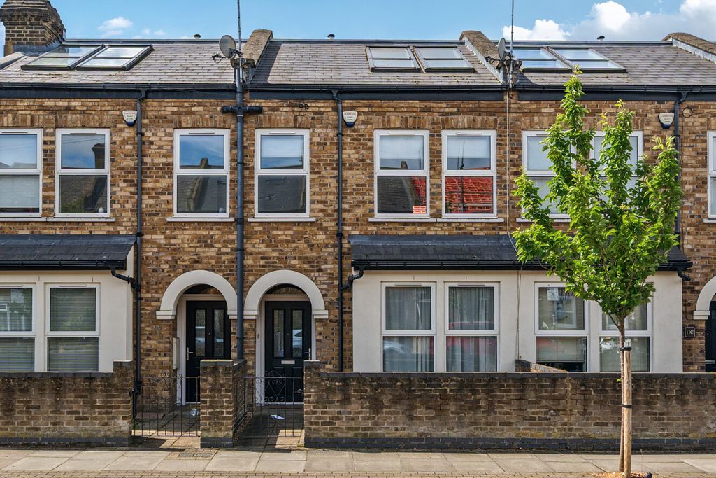 Property photo 1 of 11 1465421-2-6A0c48d...