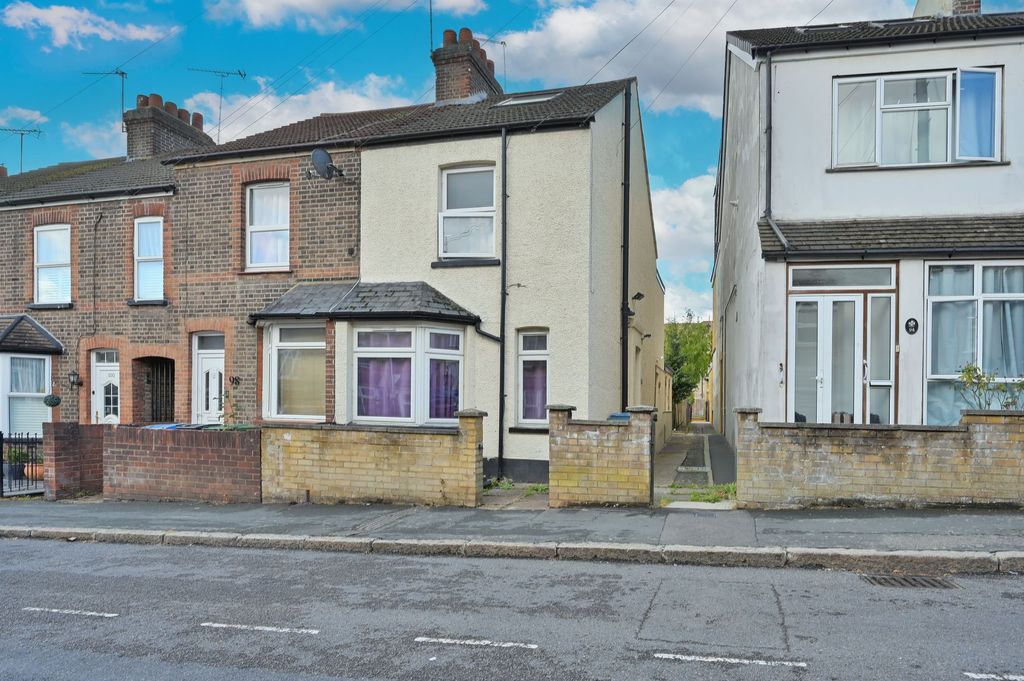 Property photo 1 of 13