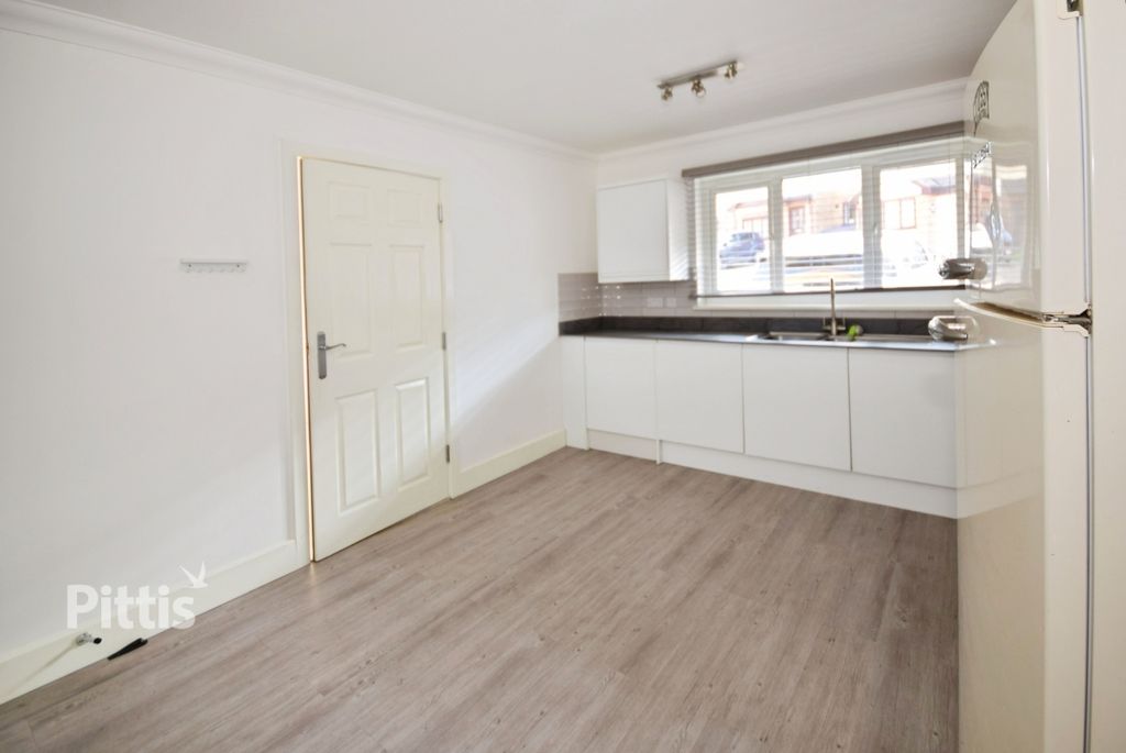Additional image 6 of 2 bed flat to rentSunnyside Gardens, Talbot Road, Sandown PO36