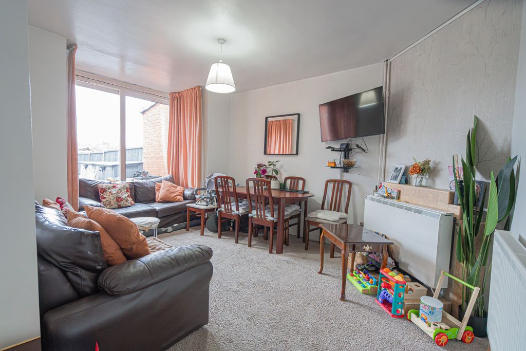 Property photo 2 of 13 20260107-Dsc0742720260107