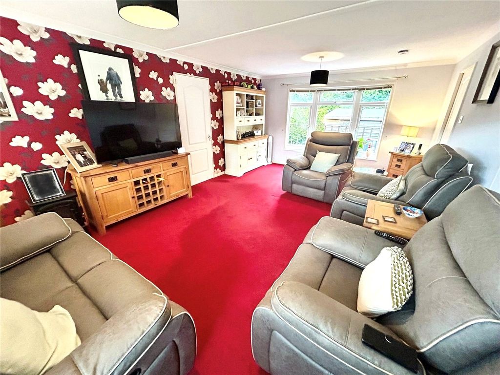 Property photo 3 of 20 Picture No. 55