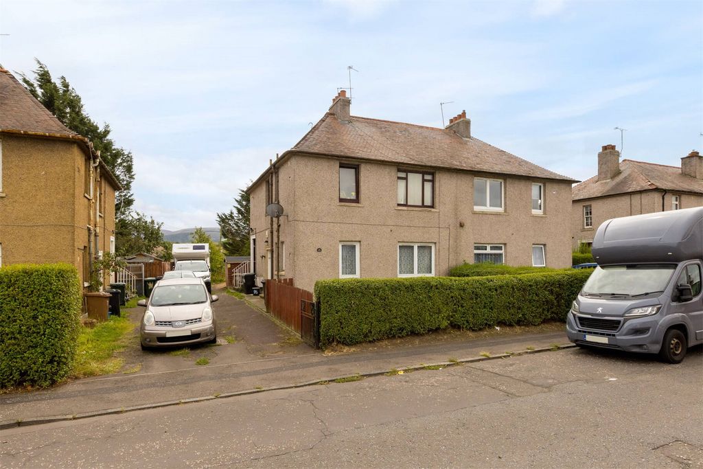 Property photo 1 of 16 Picture No. 01