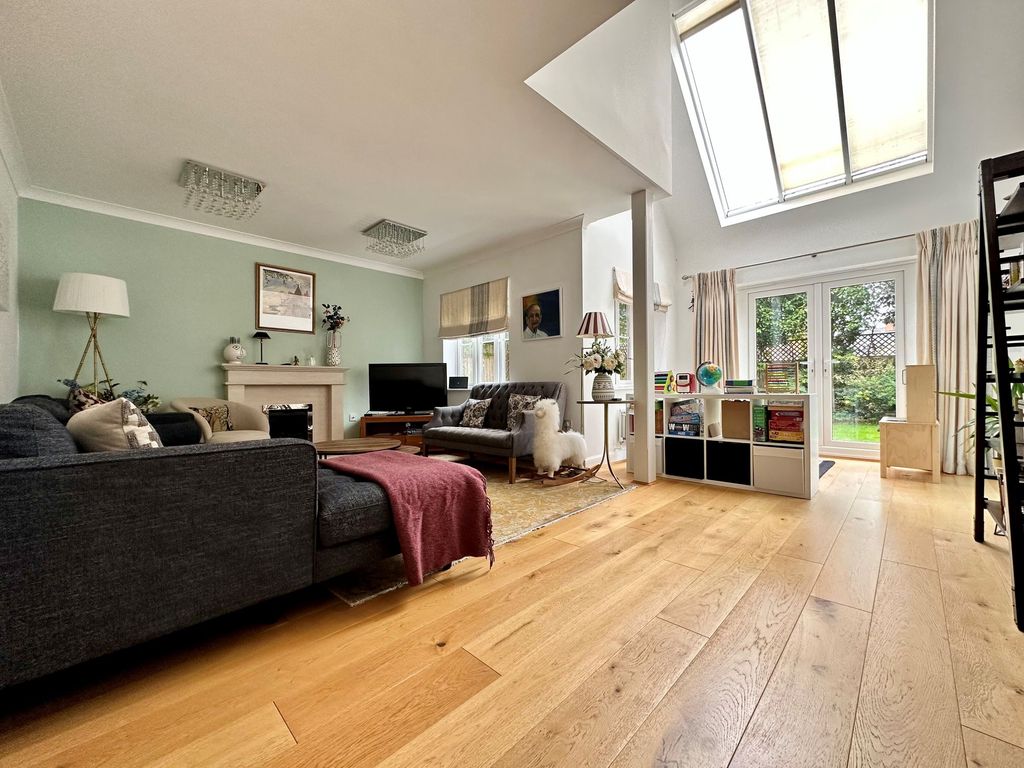 Property photo 2 of 15