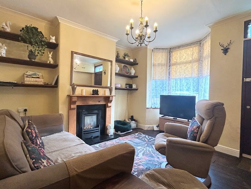 Property photo 2 of 10 Photo 3