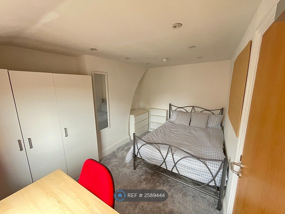 Property photo 2 of 9 Available From 4 January 2026